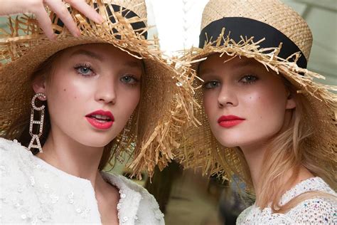 chanel spring collection 2019 makeup|spring summer Chanel shows.